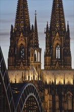 LED lamps, evening mood at Cologne Cathedral, Hohenzollern Bridge, Cologne, North Rhine-Westphalia,
