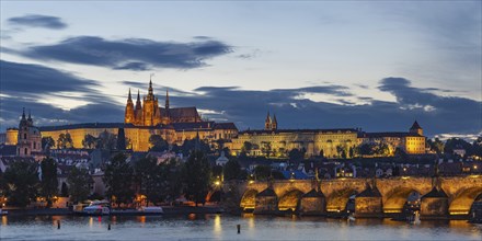 Vltava, Charles Bridge and Lesser Town with Hradcany Castle and St Vitus Cathedral, Prague,