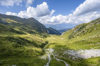 View of the Winklertal, Carnic Main Ridge, Carnic High Trail, Carnic Alps, Carinthia, Austria,