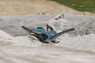 Gravel pit near Fuessen, gravel extraction, construction machinery, Allgaeu, Ostallgaeu, Bavaria,