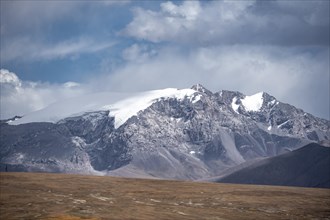 Snow-covered and glaciated mountain peaks, Ak Shyrak Mountains, near Kumtor, Kara-Say, Tian Shan,