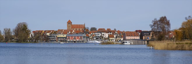 Town panorama with town harbour on Lake Mueritz, St. Georgen Church, Waren, Mueritz, Mecklenburg