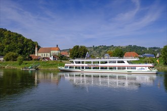 Excursion boats, Danube shipping, Kelheim on the Danube, Lower Bavaria. Bavaria, Germany, Europe