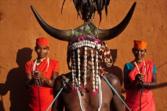 Bison Horn Maria tribespeople dressed to perform a dance, Chhattisgarh state, India, Asia