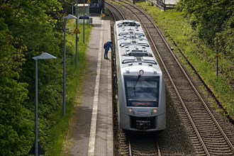 Diesel railcar at the Solingen-Schaberg stop near the Muengsten Bridge, Solingen, Bergisches Land,
