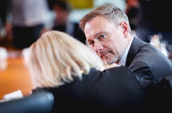 (R-L) Christian Lindner, Federal Minister of Finance, and Nancy Faeser, Federal Minister of the