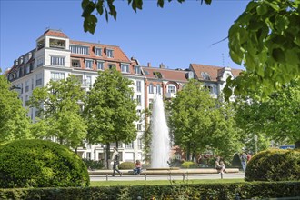 Fountain, Viktoria-Luise-Platz, Schoeneberg, Tempelhof-Schoeneberg, Berlin, Germany, Europe