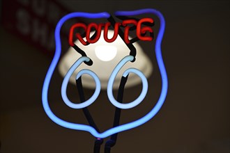 Neon sign with the inscription Route 66