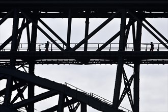 Muengsten Bridge with railway workers, highest railway bridge in Germany between Solingen and