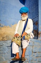 Portrait of a elderly Indian man with turban, Jodhpur, Rajasthan, India, Asia