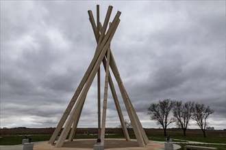 Salem, South Dakota, A concrete tepee sculpture at a rest area on Interstate 90. Designed by Ward