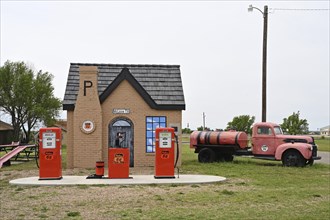 Antique Phillips 66 petrol station on Route 66, McLean, Texas