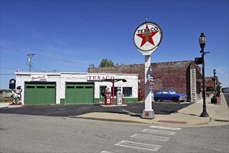 Historic Texaco petrol station, Route 66, Galena, Kansas