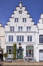 Adler-Apotheke, Royal Privileged Pharmacy in a historic gabled house in Friedrichstadt, North