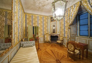 Cabinet of Electress Elisabeth Auguste, Schwetzingen Palace, interior view, Schwetzingen,