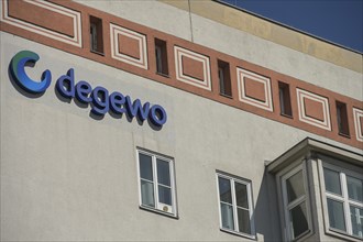 Residential building, degewo, Innsbrucker Platz, Schoeneberg, Berlin, Germany, Europe