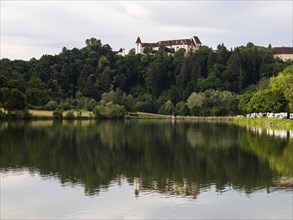 Sulmsee, campsite, Seggau Castle in the background, near Leibnitz, Styria, Austria, Europe