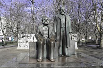 Bronze figures of Karl Marx and Friedrich Engels, Marx-Engels-Forum, Berlin, Germany, Europe,