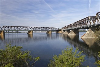 Architecture, Victoria Bridge over the Saint Lawrence River, Province of Quebec, Canada, North