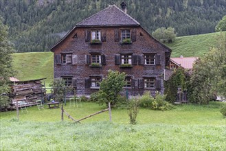 Old farmhouse from around 1820, with a shingle facade, Hinterstein, Bad Hindelang, Allgaeu,
