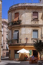 Small alley in the old town of Cadiz, Andalusia, Spain, Europe