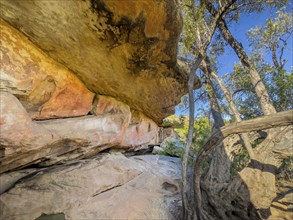 Hiking trail Sevilla Art Rock Trail, dry landscape with rock formations, Cederberg Mountains, near