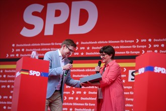 SPD rally for the European elections in Leipzig. Here, SPD Chairwoman Saskia Esken with MEP