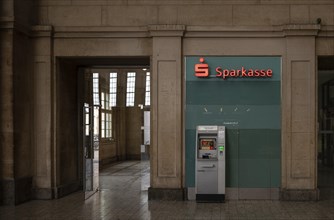 ATM, savings bank, logo, main station, terminus station, Leipzig, Saxony, Germany, Europe