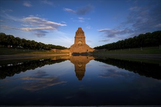 Monument to the Battle of the Nations, reflection in the lake, evening mood, Leipzig, Saxony,
