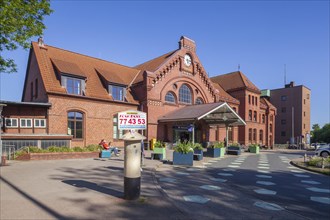 Train station, Harburg, Hamburg, Germany, Europe