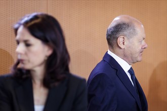 Annalena Baerbock (Alliance 90/The Greens), Federal Foreign Minister, and Olaf Scholz (SPD),