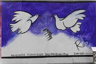 Rosemarie Schinzler, Doves of Peace on a Remnant of the Berlin Wall, Painting by Rosemarie