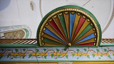 Retzep Pasha Mosque, Close-up of a colourfully painted ceiling in the interior of a mosque with
