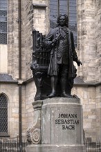 Monument to Johann Sebastian Bach in front of St Thomas' Church, Leipzig, Saxony, Germany, Europe