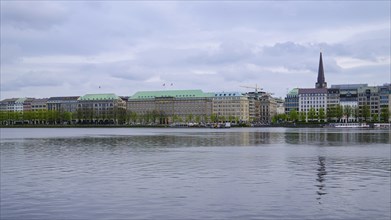 View over the Binnen Alster, Panorama, Hanseatic City of Hamburg, Hamburg, Germany, Europe