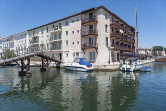 Townscape at the Rue des 2 Ports, Port Grimaud, Var, Provence-Alpes-Cote d Azur, France, Europe