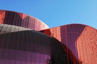 Las Vegas, Nevada, USA, North America, Building with red, wavy glass facade and reflections under