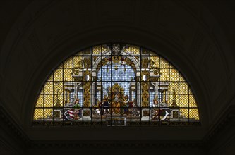 Interior view, semi-circular window, stained glass, symbol of arts and crafts, domed hall, Federal