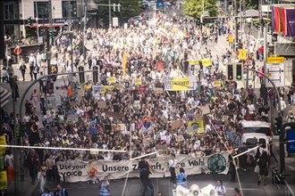 Berlin, 31.05.2024. Climate strike by Fridays For Future with over 13, 000 mostly young people in