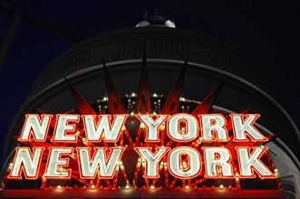 Las Vegas, Nevada, USA, North America, Luminous New York New York sign against dark background, Las