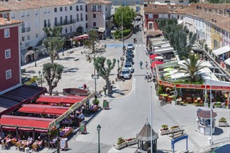 Marketplace with shops and restaurants, Port Grimaud, Var, Provence-Alpes-Cote d Azur, France,