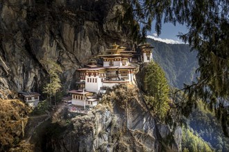 The Taktshang Palphug monastery on it's steep cliff