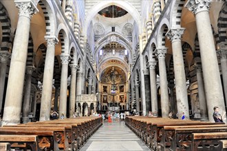 Interior, Cathedral of Santa Maria Assunta, Pisa, Tuscany, Italy, Europe, Spacious cathedral