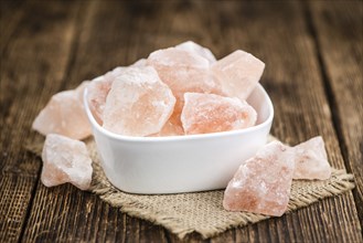 Pink himalayan Salt (selective focus) asdetailed close-up shot