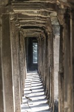 Corridor in the Angkor Wat temple complex, Cambodia, Asia