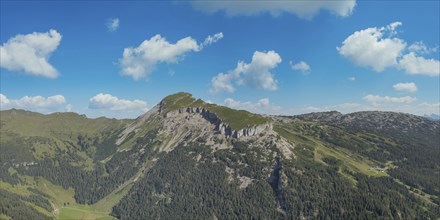 Mountain panorama from Wallmendinger Horn, 1990m, to Hoher Ifen, 2230m, Kleinwalsertal, Vorarlberg,