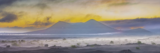 Parque Natural de Los Volcanes, near Masdache, Lanzarote, Canary Islands, Spain, Europe