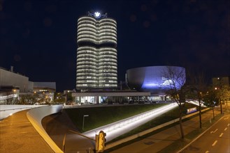 BMW four-cylinder or BMW tower, BMW Group headquarters, Munich, Bavaria, Germany, Europe