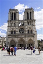 Cathedral Notre Dame de Paris, west facade, Île de la Cité, Paris, France, Europe, View of the