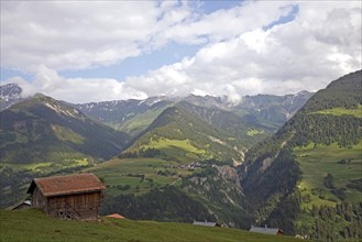 Hut in the swiss alps